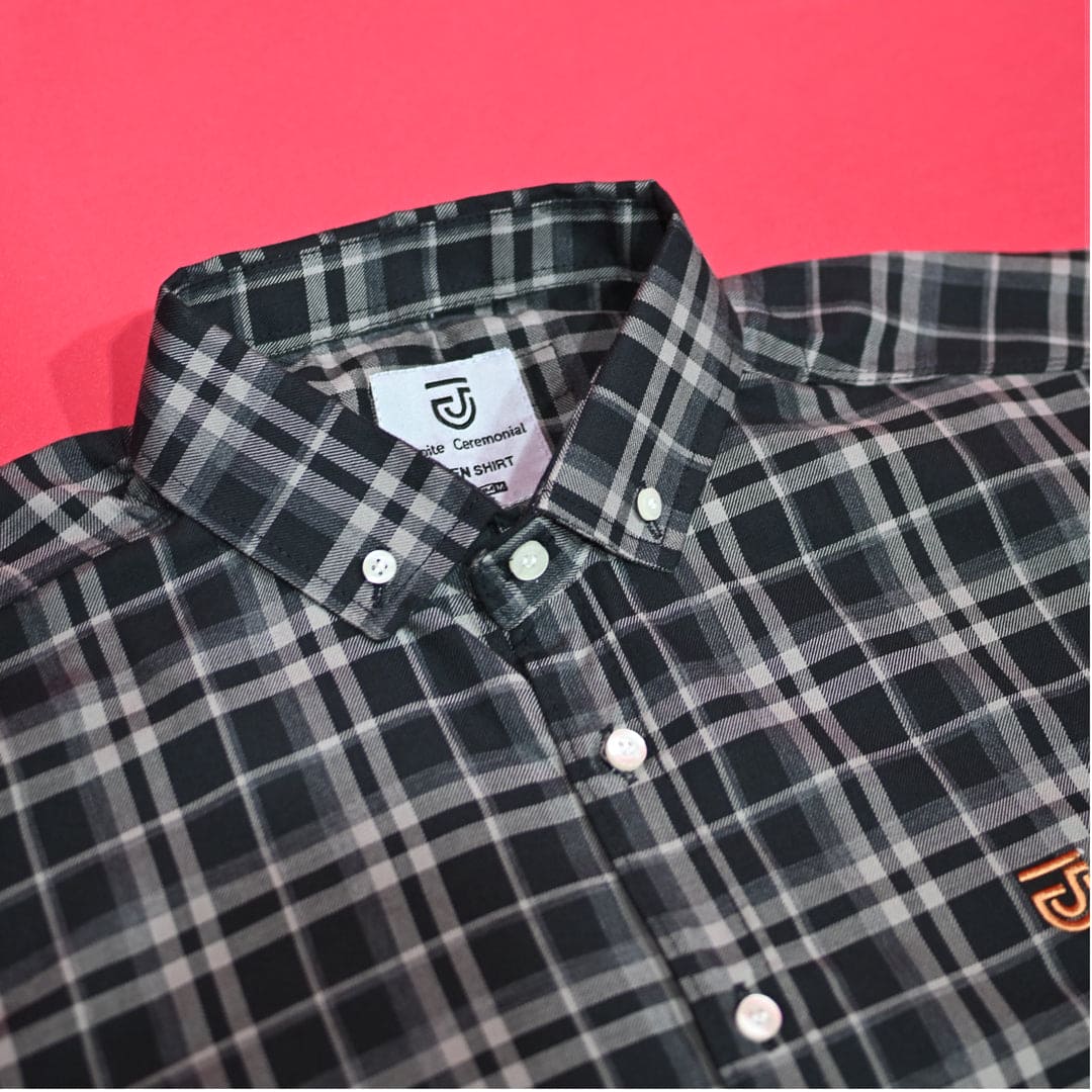 Jupiter Executive Checked Pro fit Black Cotton Casual Shirt For Men