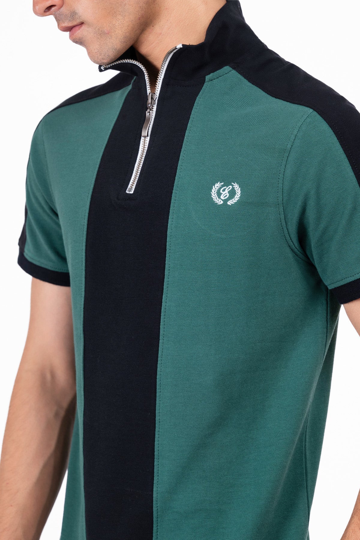 Men Vertical Panelled Polo Shirt