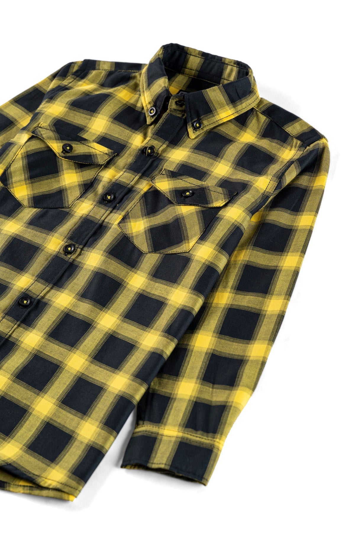 Boy&#39;s Checkered Casual Shirt.