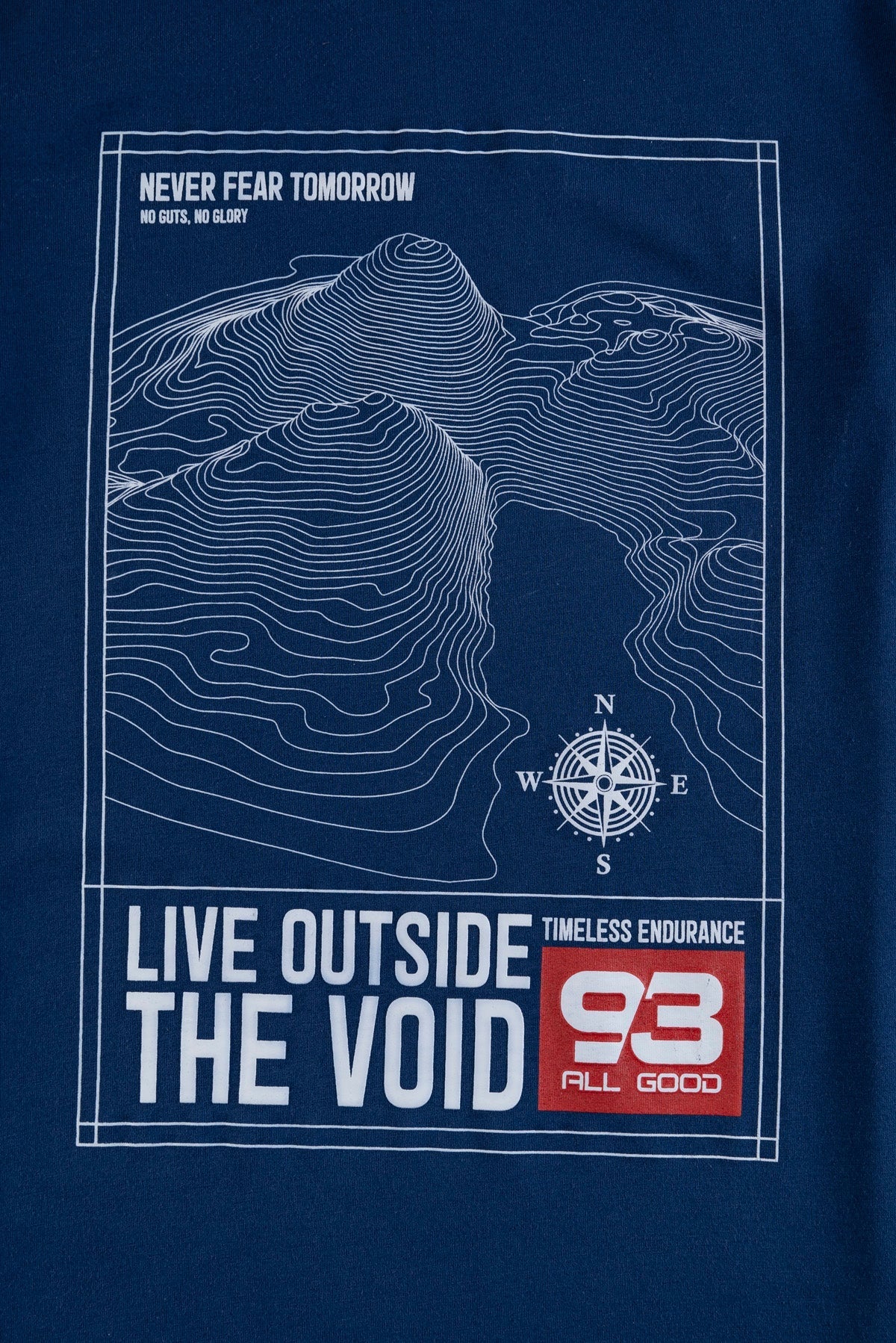 Live Outside Men&#39;s T-Shirt.