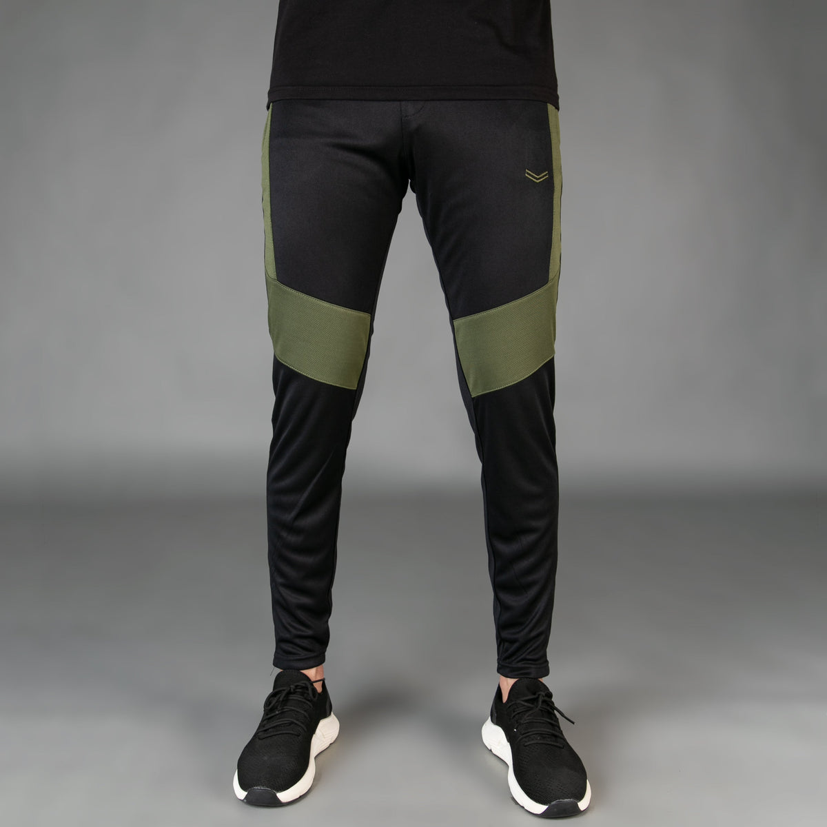 Black Quick Dry Versus Series Bottoms with Olive Mesh Panels